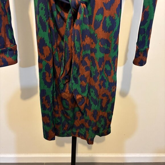 Diane Von Furstenberg Savahanna Silk Faux Wrap Animal Print Dress - Picture 7 of 12
